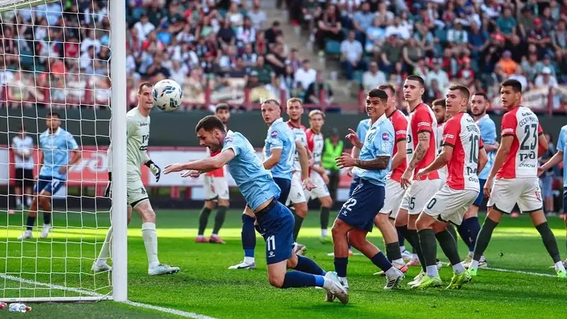 "Локомотив" - "Крылья Советов"