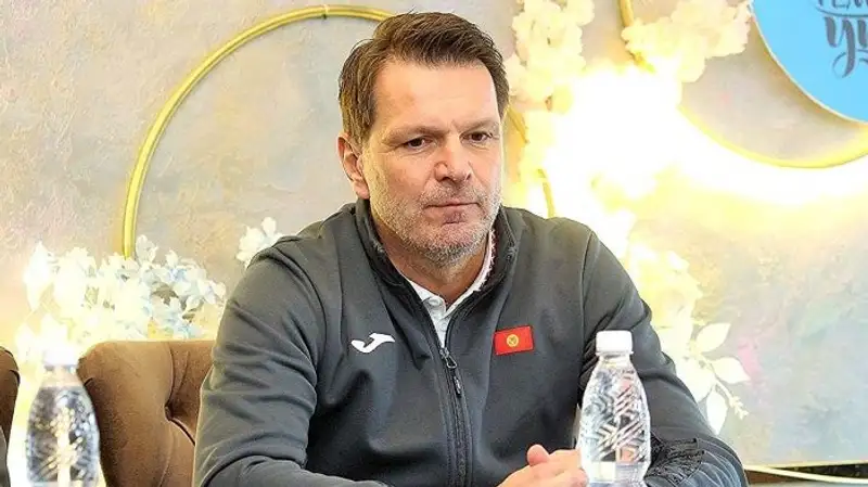 Штефан Таркович в Словакию