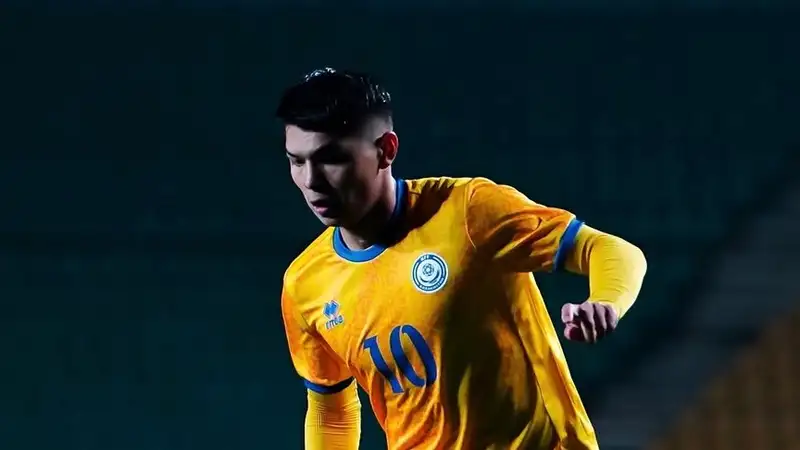 Галымжан Кенжебек рассказал о конфликте с тренером сборной Казахстана во время замены в матче с Уэльсом