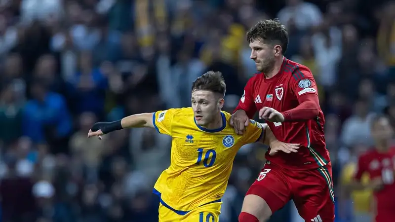 "Много сил потратили": Максим Самородов рассказал о изначальной тактике на матч против Уэльса