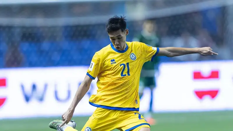 "Должны реализовывать свои моменты": полузащитник сборной Казахстана назвал причину поражения от Уэльса