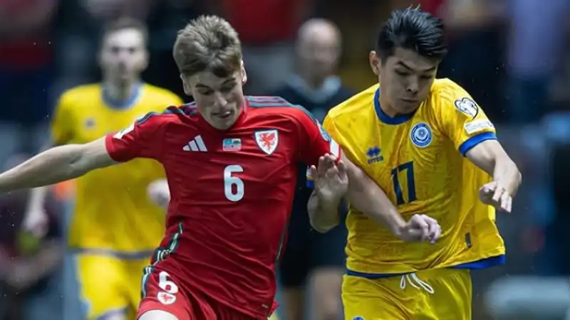 Кенжебека отметили в Европе 