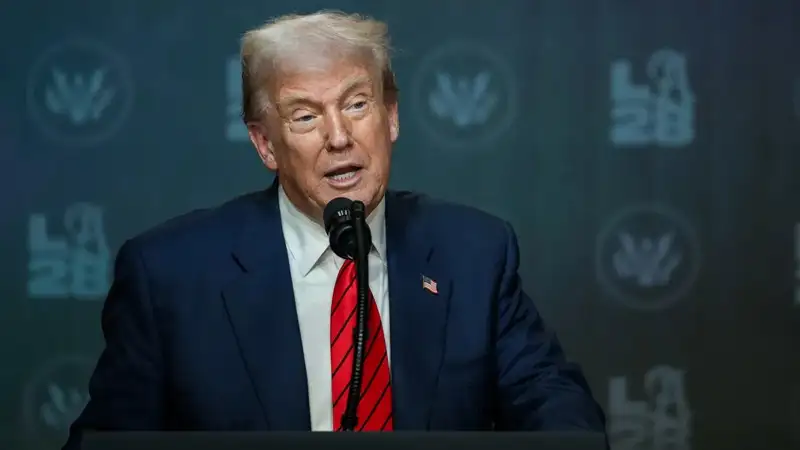 Дональд Трамп 