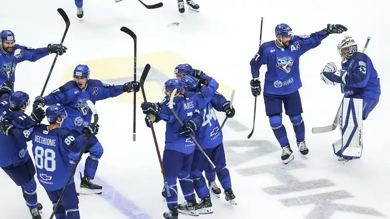 "Сладкие булочки в Казахстане закончились. Теперь там только бешбармак": что пишут в России про "Барыс"