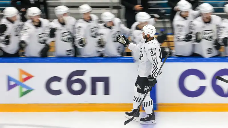 Джошуа Ливо