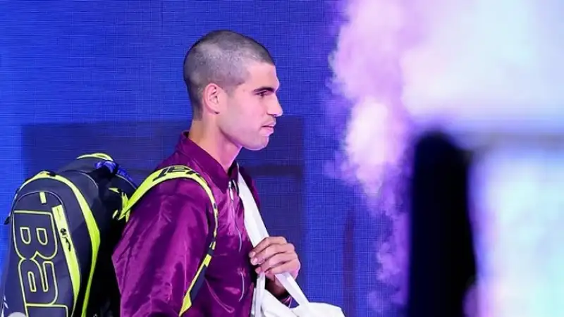 Алькарас в раздевалке 