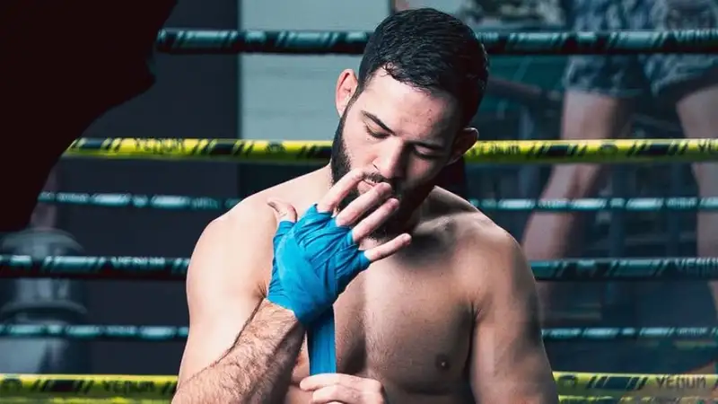 "Хочу драться за титул": французский дагестанец оставил послание Чимаеву