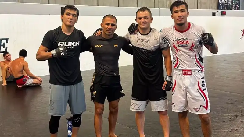 Бекзат Алмахан