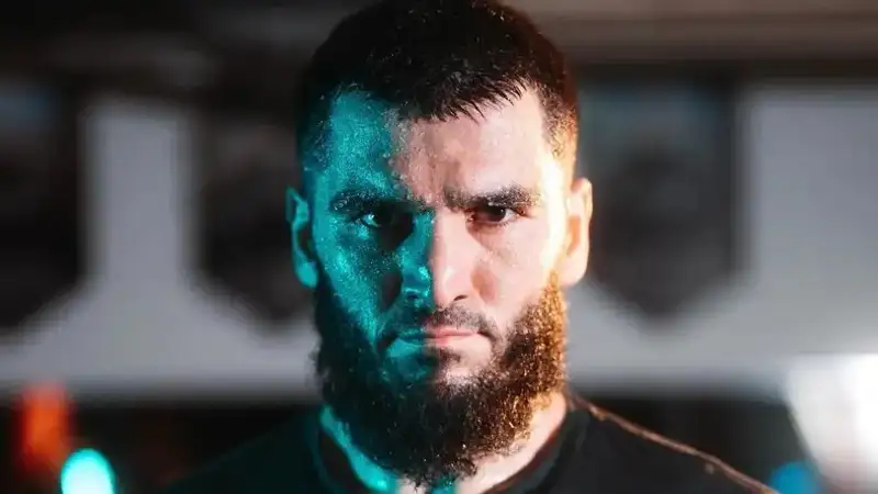 Артур Бетербиев 