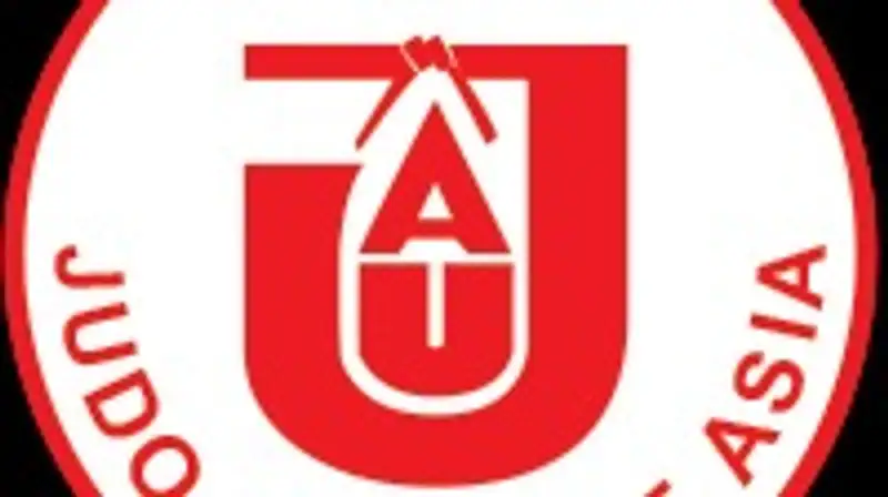 Казахстанский дзюдоист победил мощного корейца и вышел в полуфинал чемпионата Азии в Джакарте