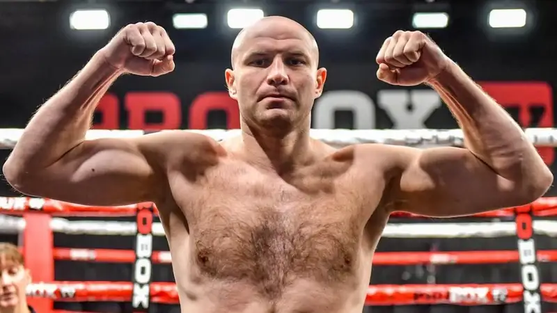 Неожиданным исходом завершился бой Дычко на вечере бокса "Канело" - Кроуфорд