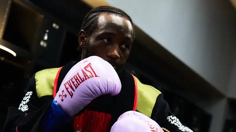 "Даже не сравнивайте его с Конором": Кроуфорд жёстко высказался в адрес Топурии