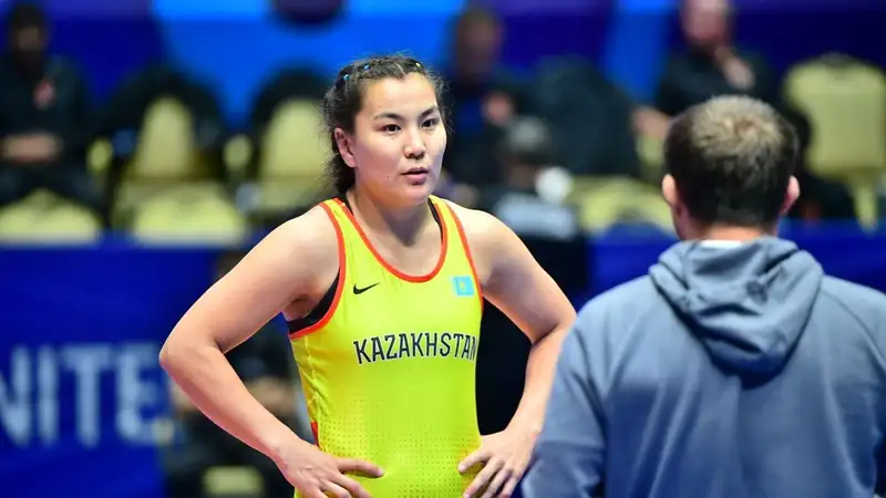 Звезда казахстанской борьбы проиграла на чемпионате мира