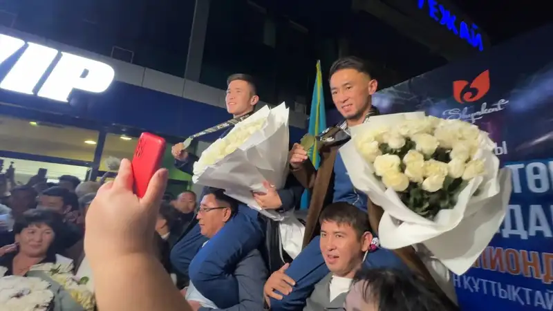 Сабырханов встретили в Шымкенте 
