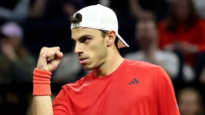 Серундоло победил Руне в матче Кубка Лэйвера-2025