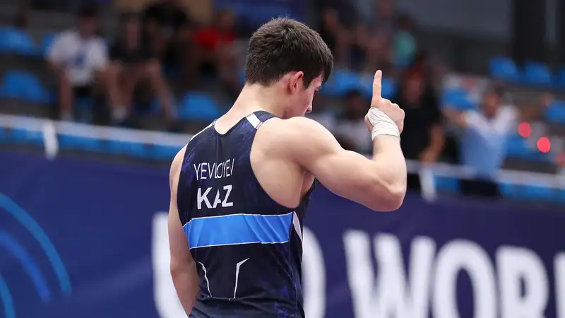 Ислам Евлоев