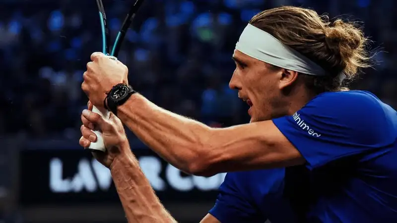 Александр Зверев неожиданно проиграл на Кубке Лэйвера