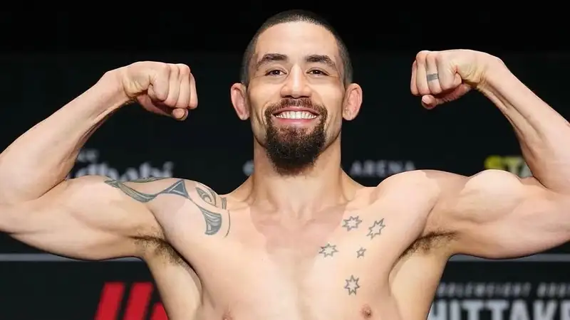 Роберт Уиттакер