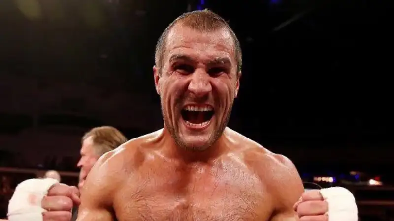 Экс-чемпион мира назвал идеального соперника для Кроуфорда