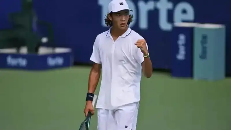 Амир Омарханов 