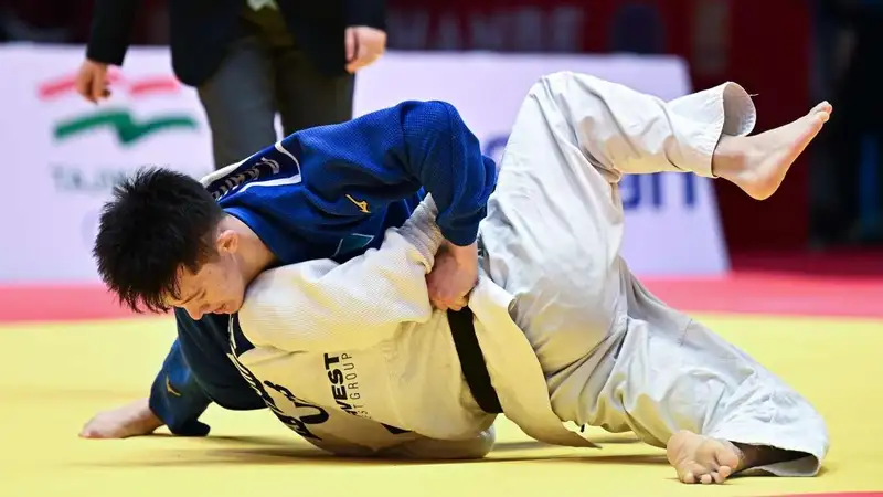 Уже минус два претендента на медаль