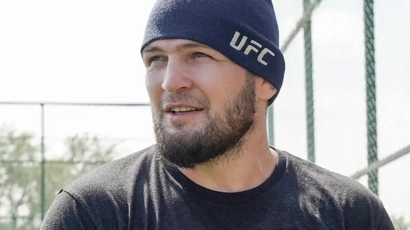 Хабиб Нурмагомедов сравнил своего отца с легендарным футбольным тренером