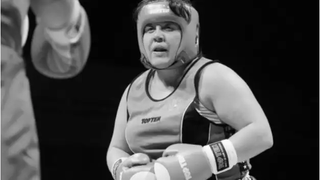Умерла боксёрша Умерла боксёрша