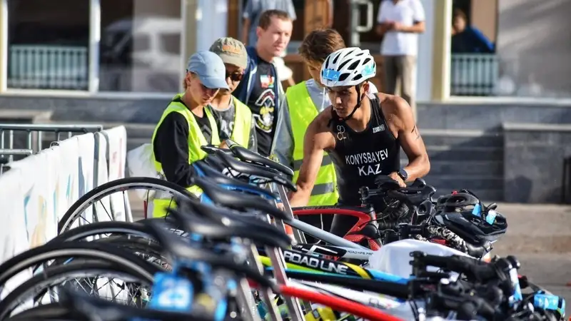 Триатлонист из Казахстана выиграл медаль Кубка Азии