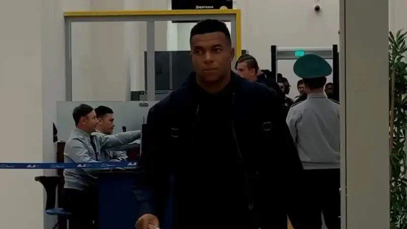 В аэропорту Алматы ярко встретили мадридский 