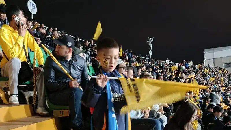 Перекупщики предлагают билеты на "Кайрат" - "Реал" за 700 тысяч тенге