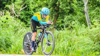 Казахстанские велогонщицы вновь не смогли доехать до финиша на чемпионате мира