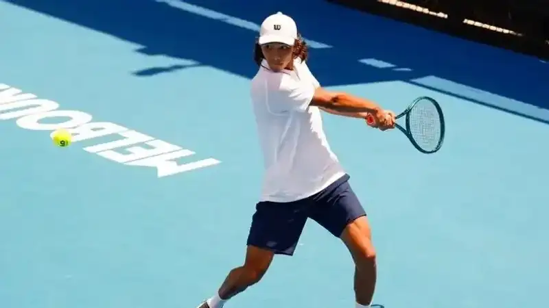 Амир Омарханов 