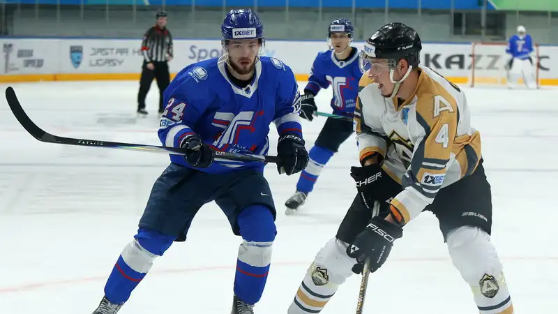 Лютый разгром в Усть-Каменогорске и победа чемпиона в гостях: итоги очередного игрового дня ЧРК по хоккею