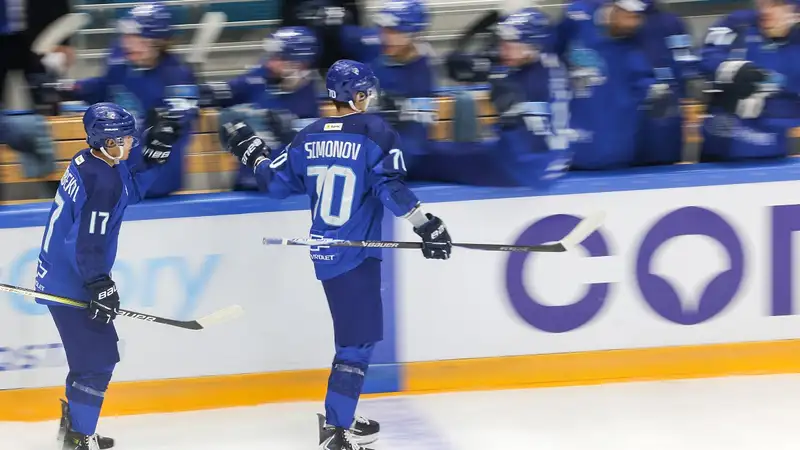 Гол 20-летнего хоккеиста &quot;Барыса&quot; КХЛ признала одним из самых красивых в сентябре (видео)