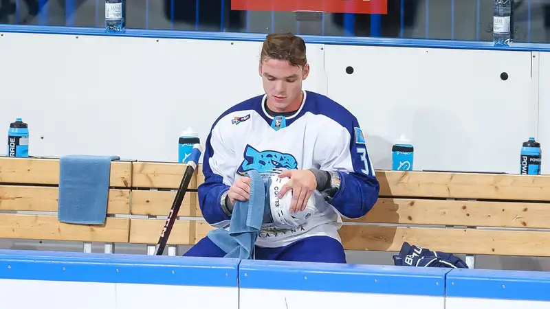 "Барыс" объявил состав на выездную серию в КХЛ