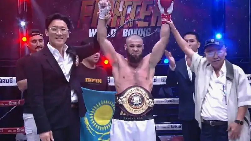 "Пострадавший от Головкина" топовый казахстанский боксёр одержал победу в титульном бою