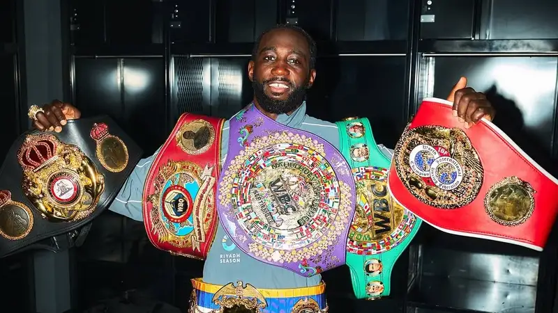 Известный промоутер назвал преемника Теренса Кроуфорда