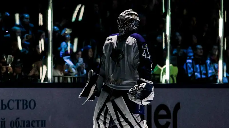 ХК "Барыс" в серии буллитов уступил "Сибири"