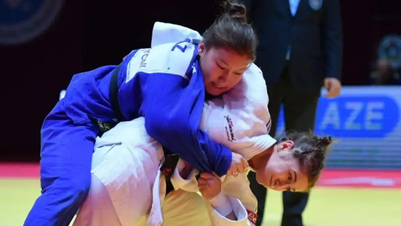 Дана Абдирова