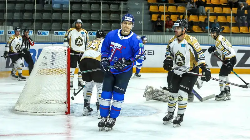 Бывший хоккеист сборной Казахстана признан лучшим игроком недели чемпионата Казахстана