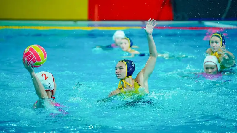 Казахстанки в четвертьфинале ЧА