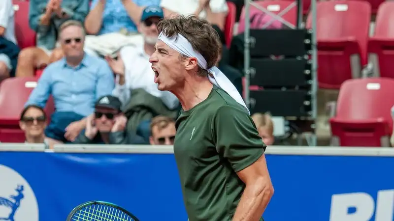 Форс-мажор случился перед матчем казахстанских теннисистов в Китае