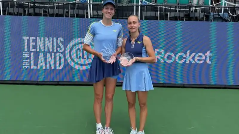 Данилина в Ухане 