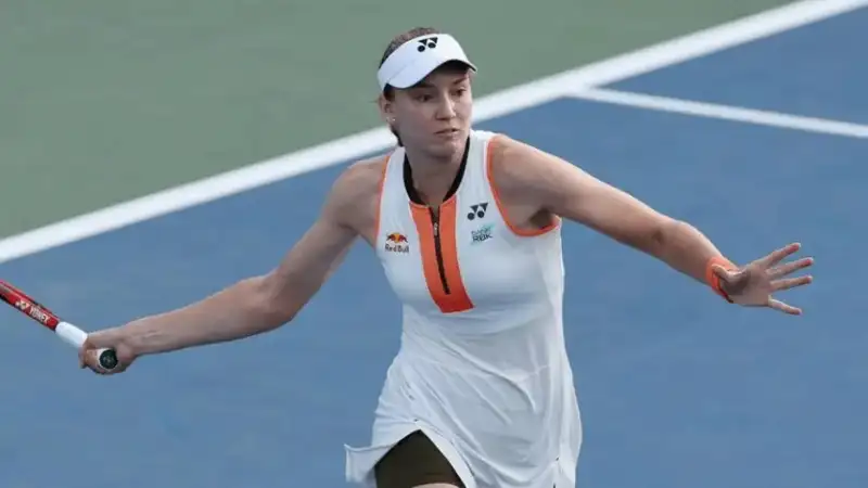 Рыбакина в Ухане