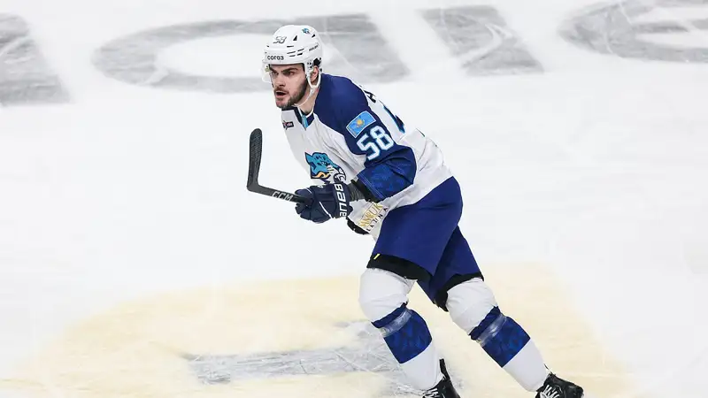 Вернувшийся после травмы в состав защитник "Барыса" рассказал, почему не удаётся победить на выезде в КХЛ