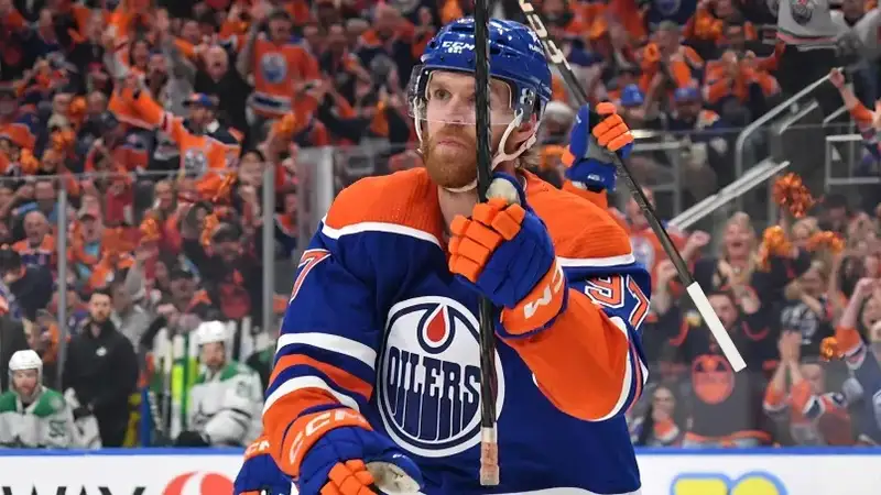 Коннор Макдэвид