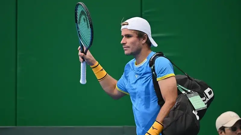 Казахстанский теннисист остановился в шаге от финала престижного турнира в США