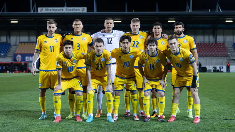 Сборная Узбекистана по футболу "прибила" Казахстан