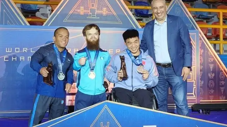 Дегтярев Дегтярев ЧМ