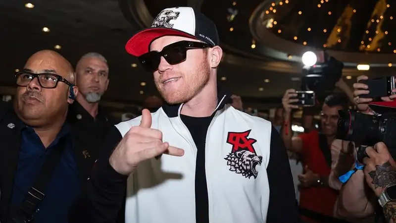 Сауль Альварес